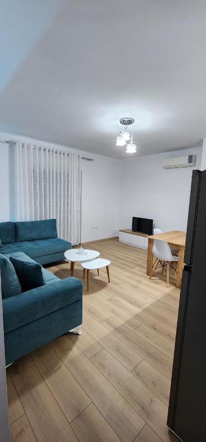 Modern In The Center Of Appartement Tirana